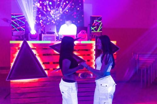 R6 3533-S-severe-noise